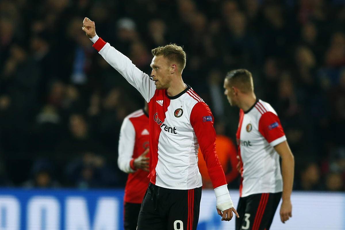 易游体育-赛地聚焦:荷甲关键时刻热度飙升,拜仁慕尼黑遗憾出局,球迷炸锅,身体对抗强度拉满的简单介绍